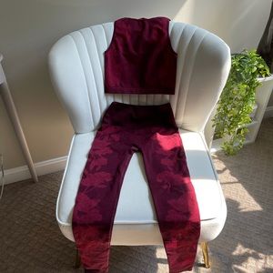 Fabletics no seam crop top & high waist leggings
